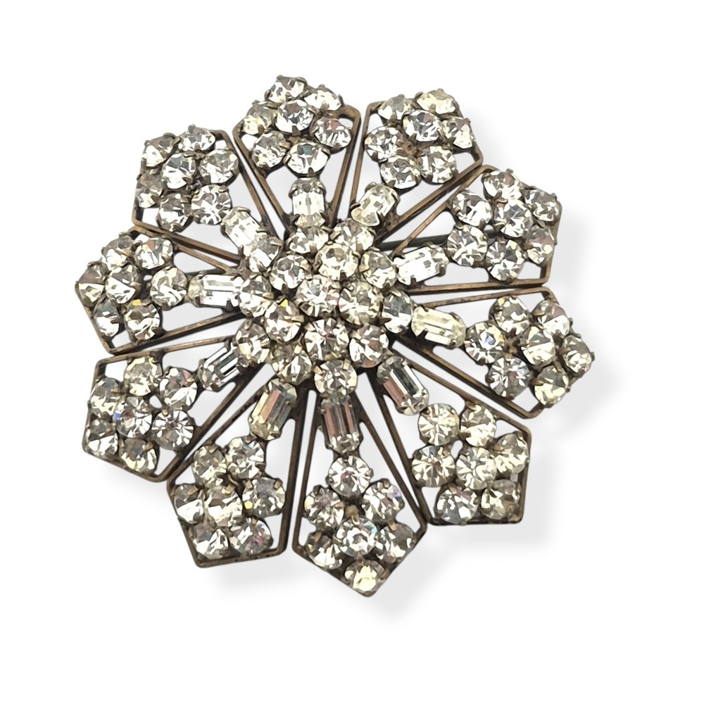 Vintage WEISS Clear Rhinestone Starburst Brooch Pin 1950s Domed Flower 2" Signed